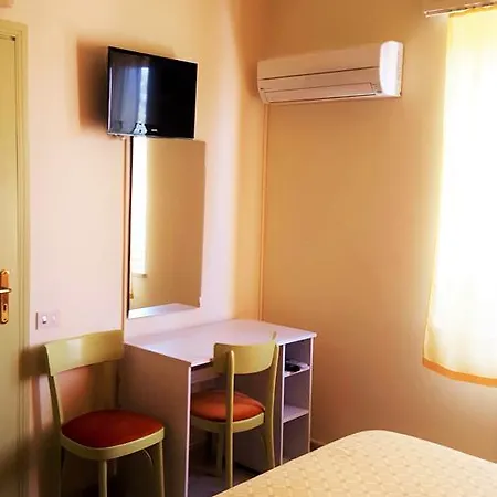 Delle Rose Bed & Breakfast 4*